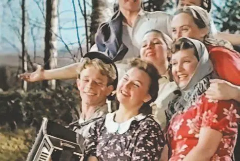 Кадр из фильма Свадьба с приданым реж Т Лукашевич и Б Ровенских 1953 - фото 8