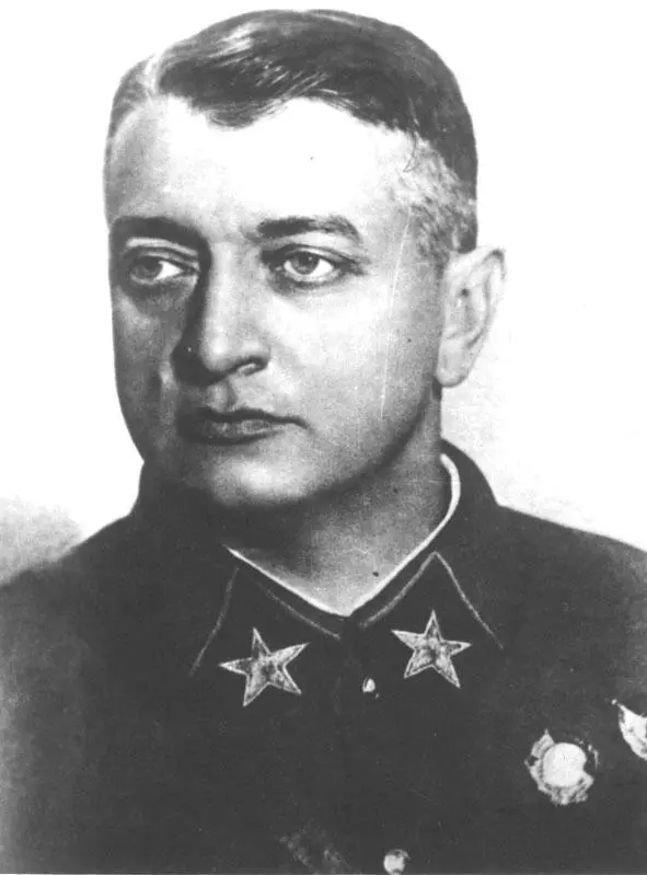 М Н Тухачевский Н И Ежов Генерал армии Д Г Павлов Москва - фото 10