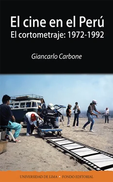 Giancarlo Carbone de Mora El cine en el Perú обложка книги