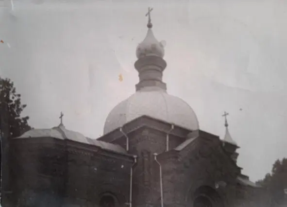БогородицеРождественская церковь взорвана в 1938 году В Ригодищах остались - фото 10