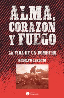 Rodolfo Cardozo Alma, corazón y fuego обложка книги