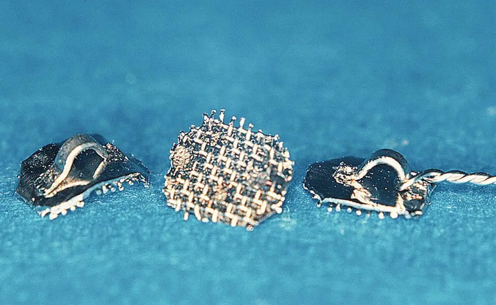 Fig 24 Eyelets welded to a pliable band material base backed by steel mesh - фото 15