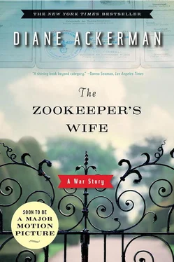 Diane Ackerman The Zookeeper's Wife обложка книги