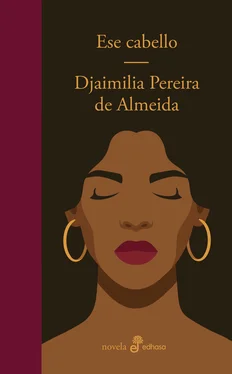 Djaimilia Pereira de Almeida Ese cabello обложка книги