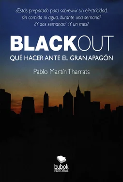 Pablo Martín Tharrats Blackout обложка книги