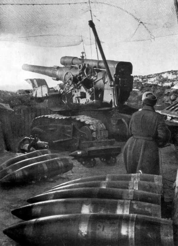 На позиции 203мм гаубица Б4 гвардии сержанта Ивана Самойлова 33 203мм - фото 2