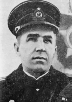 Подводник Петр Грищенко На обратном пути Л3 подверглась атаке фашистских - фото 46