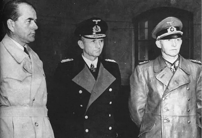 Шпеер и генералы Третьего рейха надеялись на появление чудооружия Во время - фото 75