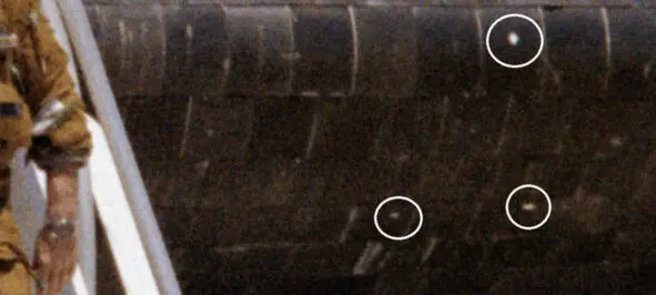 Описание фотографии НАСА S8130843 14 апреля 1981 года Астронавт Джон В - фото 47