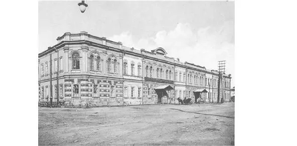 1я Хаминовская гимназия Продолжаем наше движение и поворачиваем на улицу - фото 49