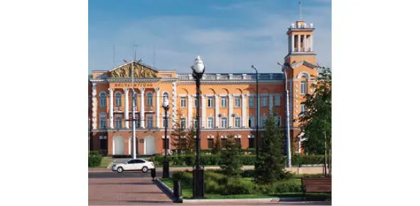 Востсибуголь Некогда на месте сквера перед зданием располагался храм который - фото 60