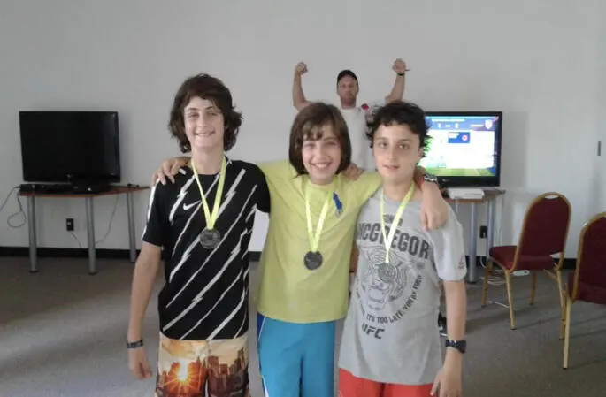 Final de torneo de pingpong Animación turística línea temporal Hoy en - фото 21