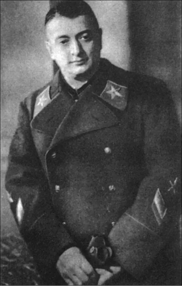 Михаил Николаевич Тухачевский 18931937 Николай Николаевич отец М Н - фото 1
