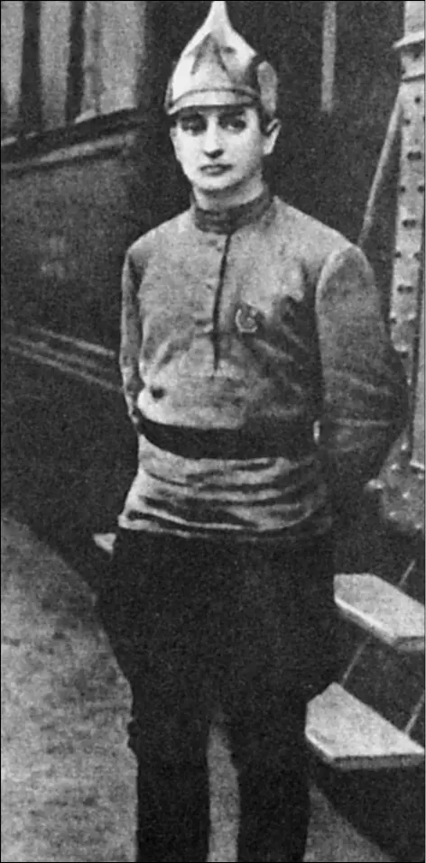 1920 год М Н Тухачевский командующий войсками Кавказского фронта М Н - фото 5