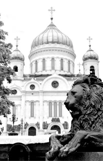 Храм Христа Спасителя Гоголевский бульвар Сегодня по любому мегаполису - фото 3
