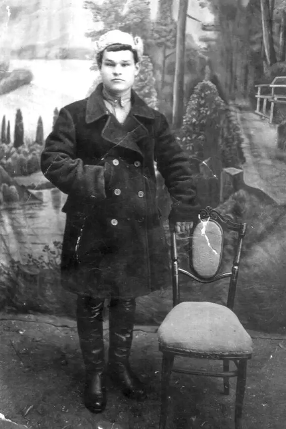 Отец Жуков Кузьма Кириллович 15011930 г Мама Жукова Александра Дмитриевна - фото 1