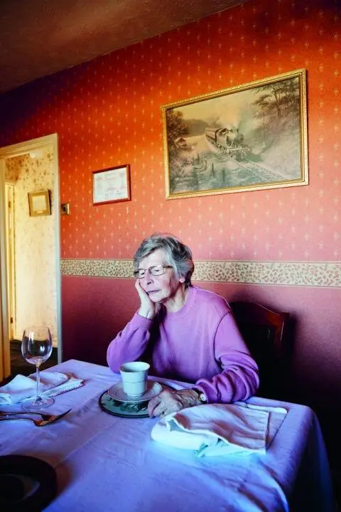 Grosse Fotograﬁe an der Wand AnnaMarias Elternhaus in Zwieselberg BE - фото 16