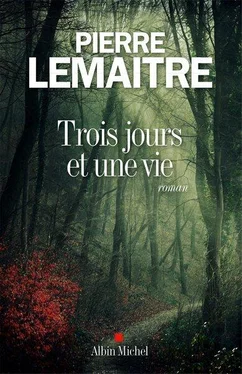 Pierre Lemaître Trois jours et une vie обложка книги