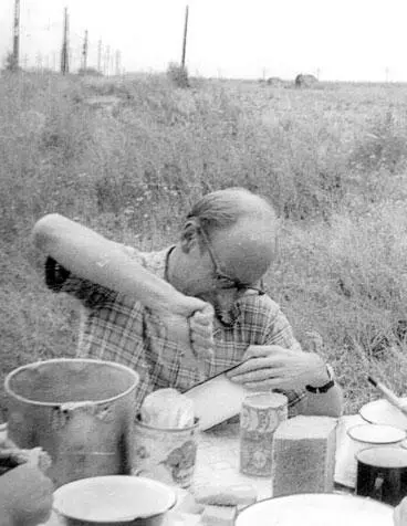 Полевой ужин Начинал он свою экспедиционную жизнь в 1946 г первом - фото 58