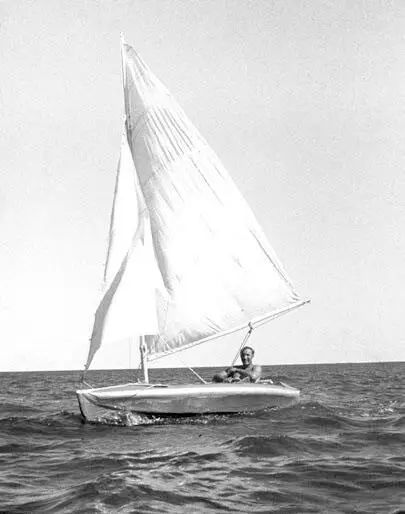 На Аральском море Л С Мокрушина Космический человек На ночном небе - фото 109