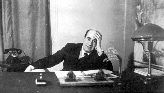 Заместитель директора 19541961 гг Деликатность сила и независимость - фото 158