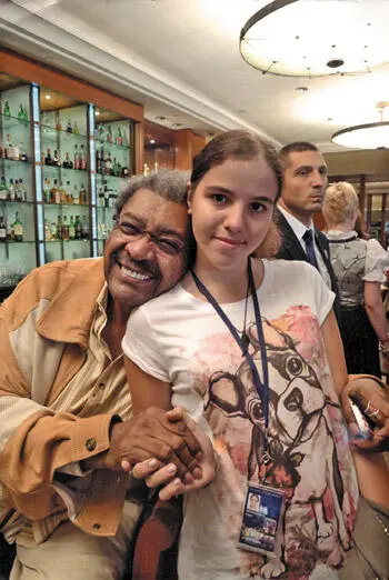 Легендарный промоутер Дон Кинг и Марина Завьялова на Конгрессе WBC в ЛасВегасе - фото 144