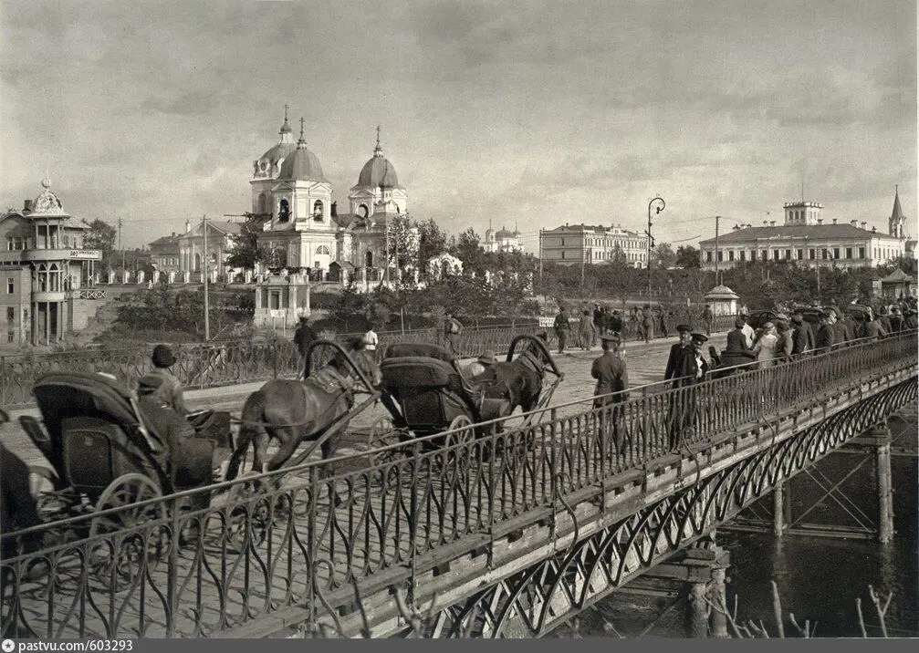 Мост через Омку Июнь 1918 г Источник httpstwittercomomichrf В душной - фото 2