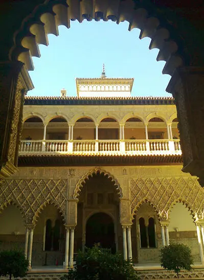 Real Alcázar de Sevilla Sevilla fue una ciudad importante durante el dominio - фото 12