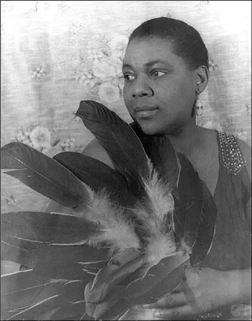 Bessie Smith Tamaña reivindicación era ciertamente algo importante e inaudito - фото 7