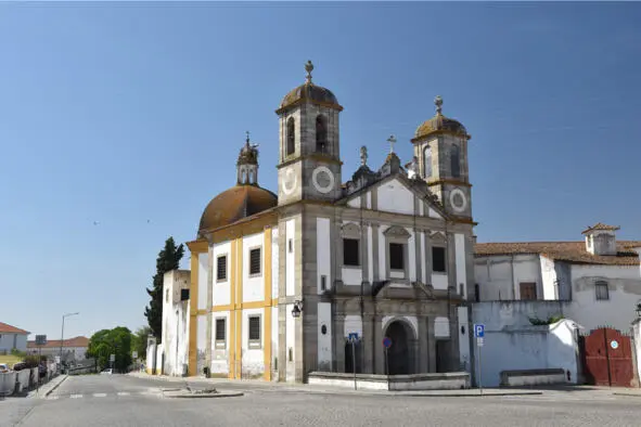 Храм Senhor Jesus da Pobreza XVIII в Башни Эворского собора - фото 41