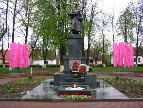 Мемориал героямщучинцам времен 2й мировой войны Источник - фото 24