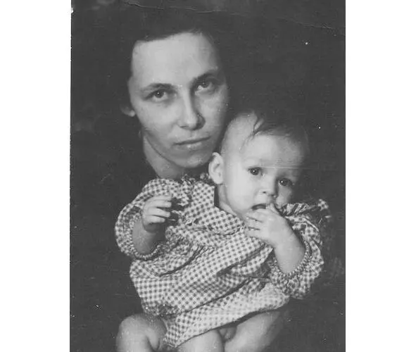 Я с мамой фото Сергея Григорович Не было бы меня если б не встретились мама - фото 1