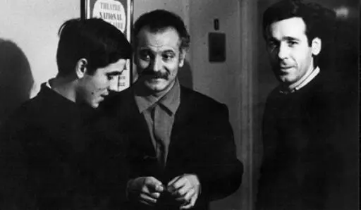 J M Serrat Georges Brassens i Paco Ibáñez en 1966 Georges Brassens una - фото 6