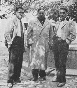 TWO BROTHERS OF THERESE NEUMANN I stand with them in Konnersreuth Bavaria - фото 9