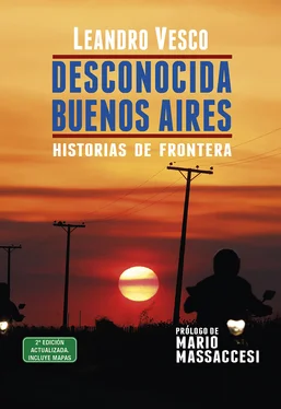 Leandro Vesco Desconocida Buenos Aires. Historias de frontera обложка книги