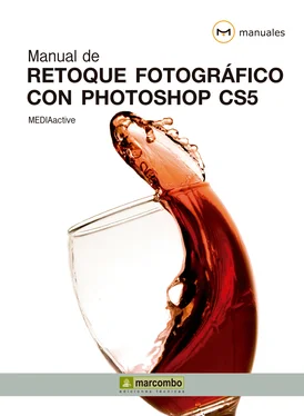 MEDIAactive Manual de Retoque Fotográfico con Photoshop CS5 обложка книги