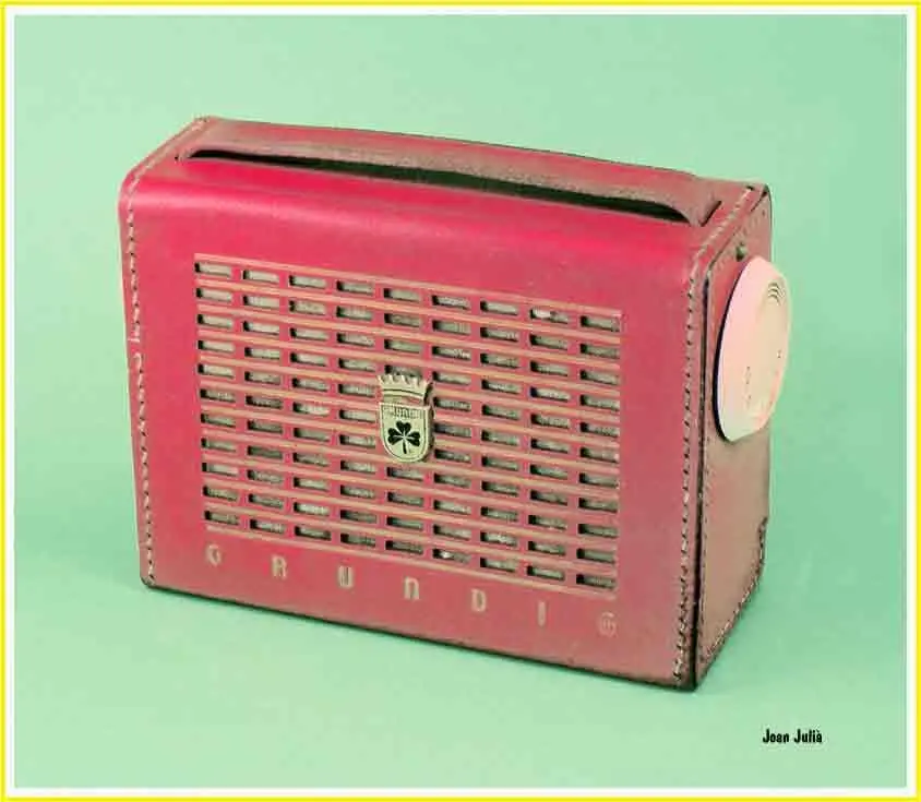 4 GRUNDIG box 59 Medidas 185 x 135 x 74 mm Peso 865 gr 5 MARVEL Medidas - фото 53