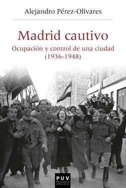 Alejandro Pérez-Olivares García Madrid cautivo обложка книги