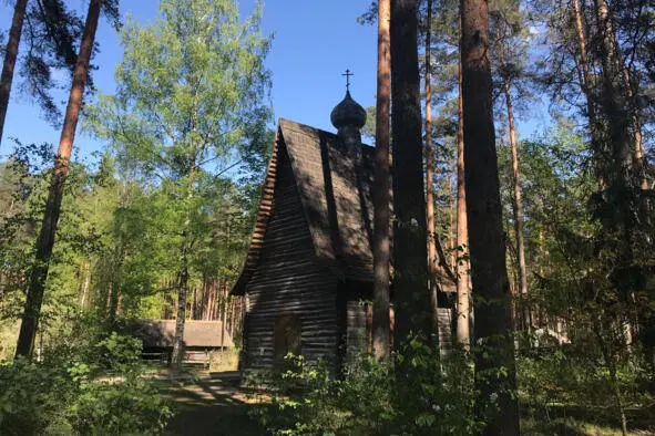 Церковь из деревни Роговка нач XIX в Возле крестьянского двора XIX в - фото 18