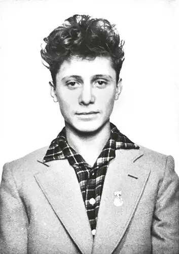 1957 г 15 лет В техникуме я стал заниматься спортом До этого будучи - фото 16