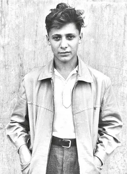 1959 г Дом ИТР в котором жил с 1946 по 1960 г Клуб керамиков 1958 г На - фото 19