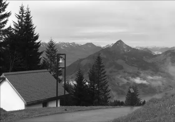 Haggenegg Ein paar Meter vom Berggasthaus entfernt gleich nach der Passhöhe - фото 47