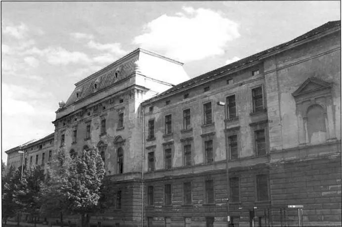 Казармы 27го горного полка Ландвера kk LandwehrKasarne на дороге Рошка - фото 13