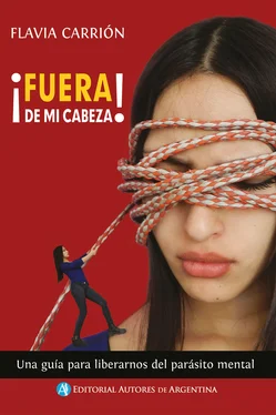 Flavia Carrión Fuera de mi cabeza обложка книги