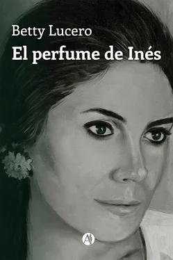 Betty Lucero El perfume de Inés обложка книги