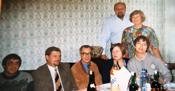 Уланов В В выпускник кафедры 1971 года Юмор и ироничность Игорь ты - фото 35