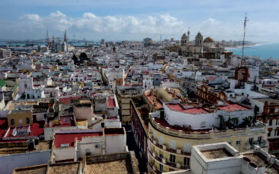 Panoramablick vom Torre Tavira über Cádiz In Cádiz ist abgesehen von - фото 3