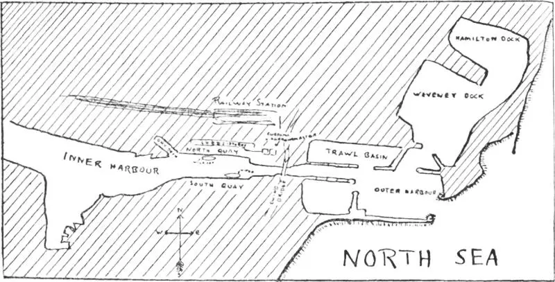 They had a fine sail round the outer harbour looking into one basin after - фото 146