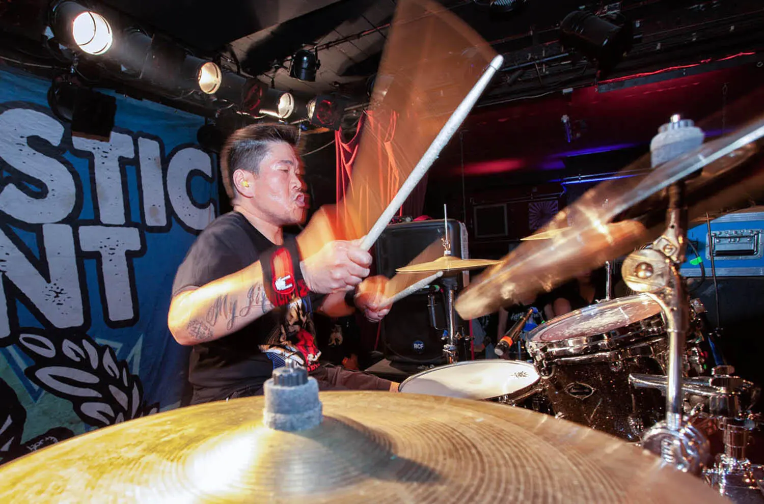 HIT THE STAGE - фото 35