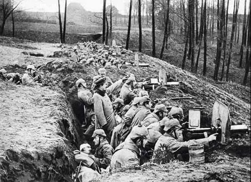 Германская пулеметная батарея февраль 1915 г Это была действительно - фото 26